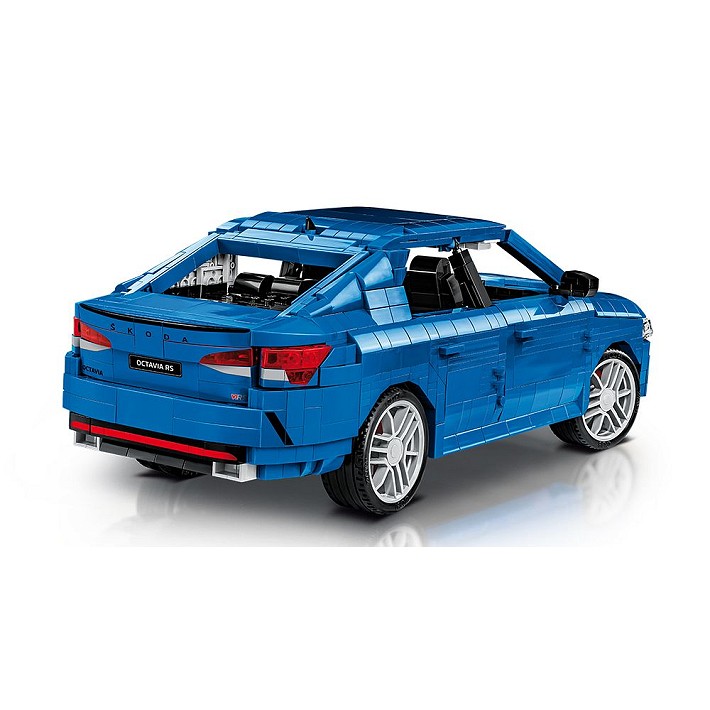 Škoda Octavia RS - uszkodzone opakowanie - fot. 2