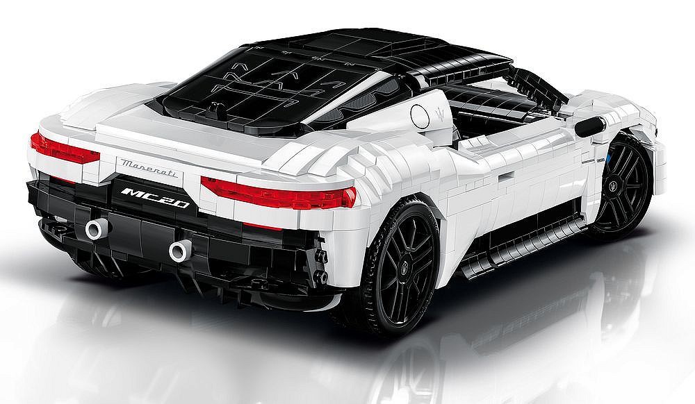 Maserati MC20 - uszkodzone opakowanie - fot. 4