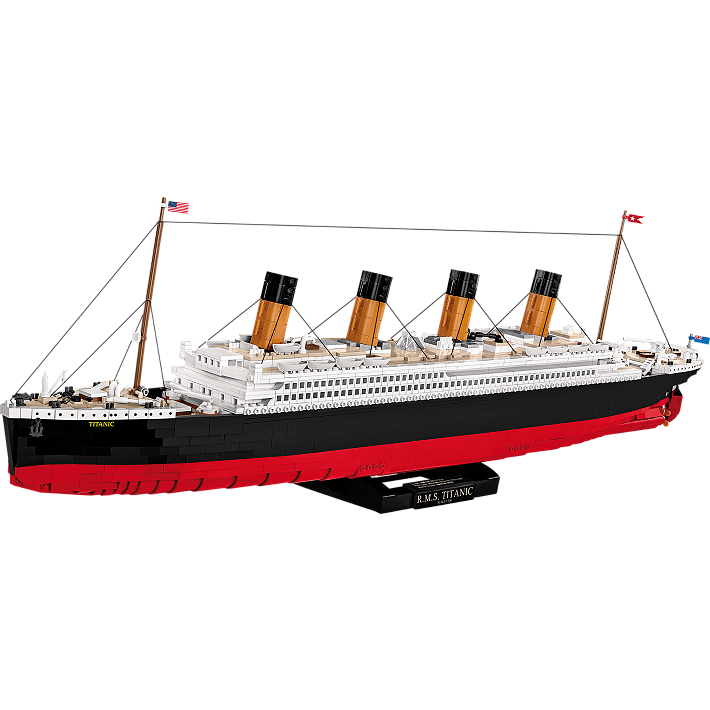 RMS Titanic 1:300