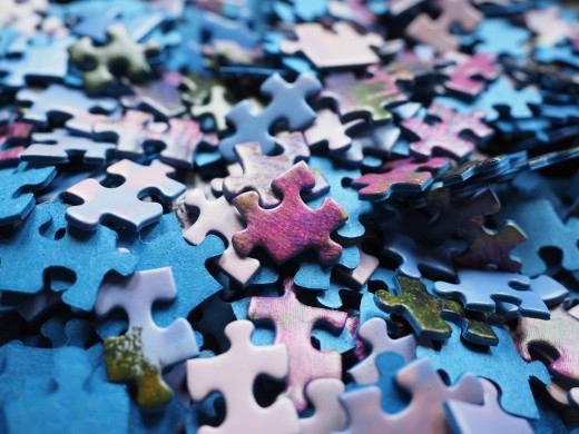 Wybieramy puzzle dla dziewczynki – dowiedz się, jak dopasować układankę do jej wieku i potrzeb rozwojowych